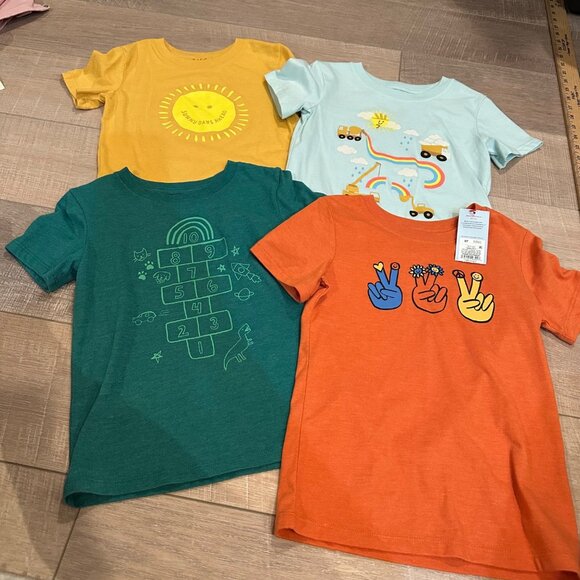 CAT & JACK LOT OF 4 T SHIRTS SHORT SLEEVE 5T - Picture 2 of 11